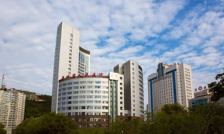 29贵州省人民医院-数量2300余套.jpg